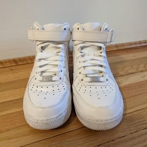 Nike Air Force 1 Mids